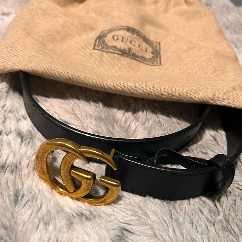 Gucci Leather belt with Double G buckle